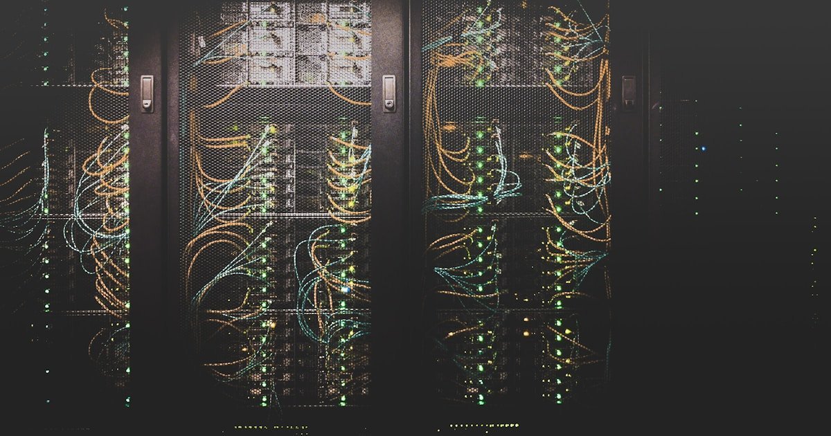 REST API vs GraphQL vs gRPC — Mana yang Harus Kamu Pakai?